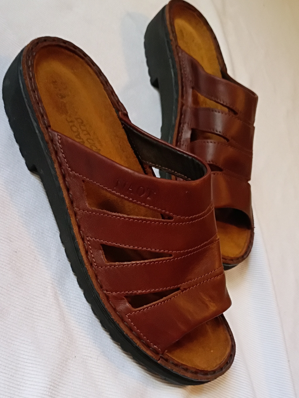 Naot Womens Open-Toe Brown Leather Slide Sandals